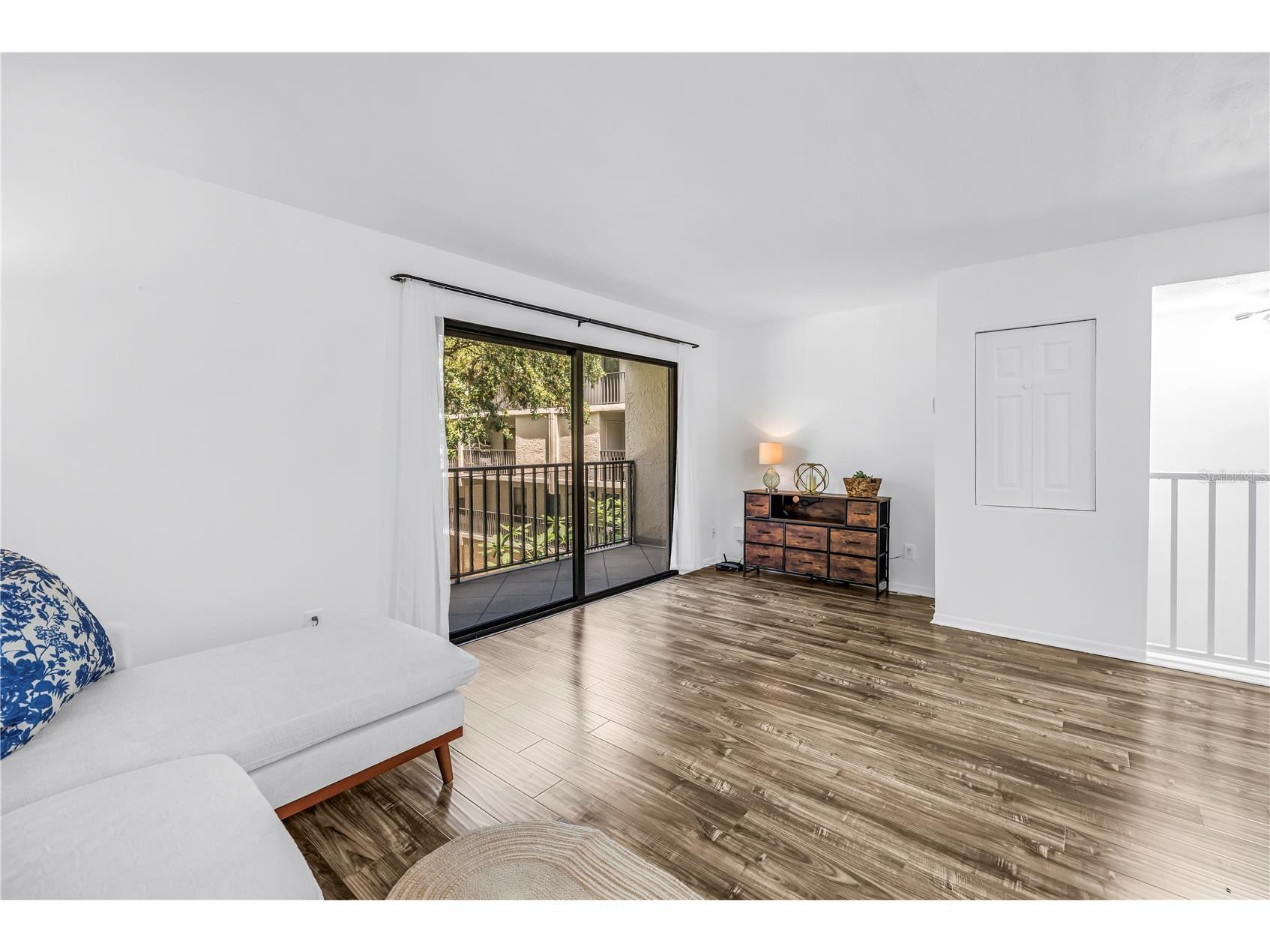 105 4th Avenue NE #220 Saint Petersburg FL 33701 TB8512352 image11
