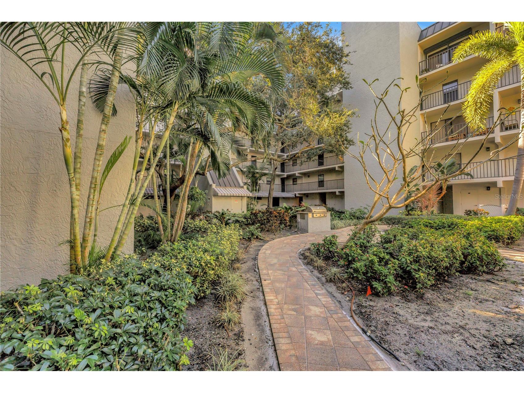 105 4th Avenue NE #220 Saint Petersburg FL 33701 TB8512352 image37