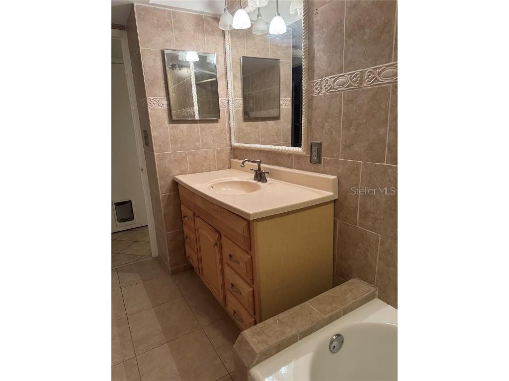 105 4th Avenue NE #225 Saint Petersburg FL 33701 TB8456655 image9