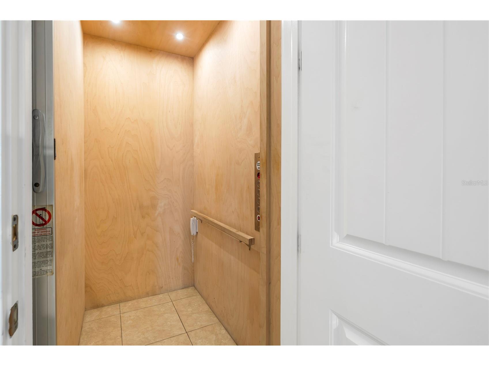 105 4th Street S Bradenton Beach FL 34217 A4682878 image36