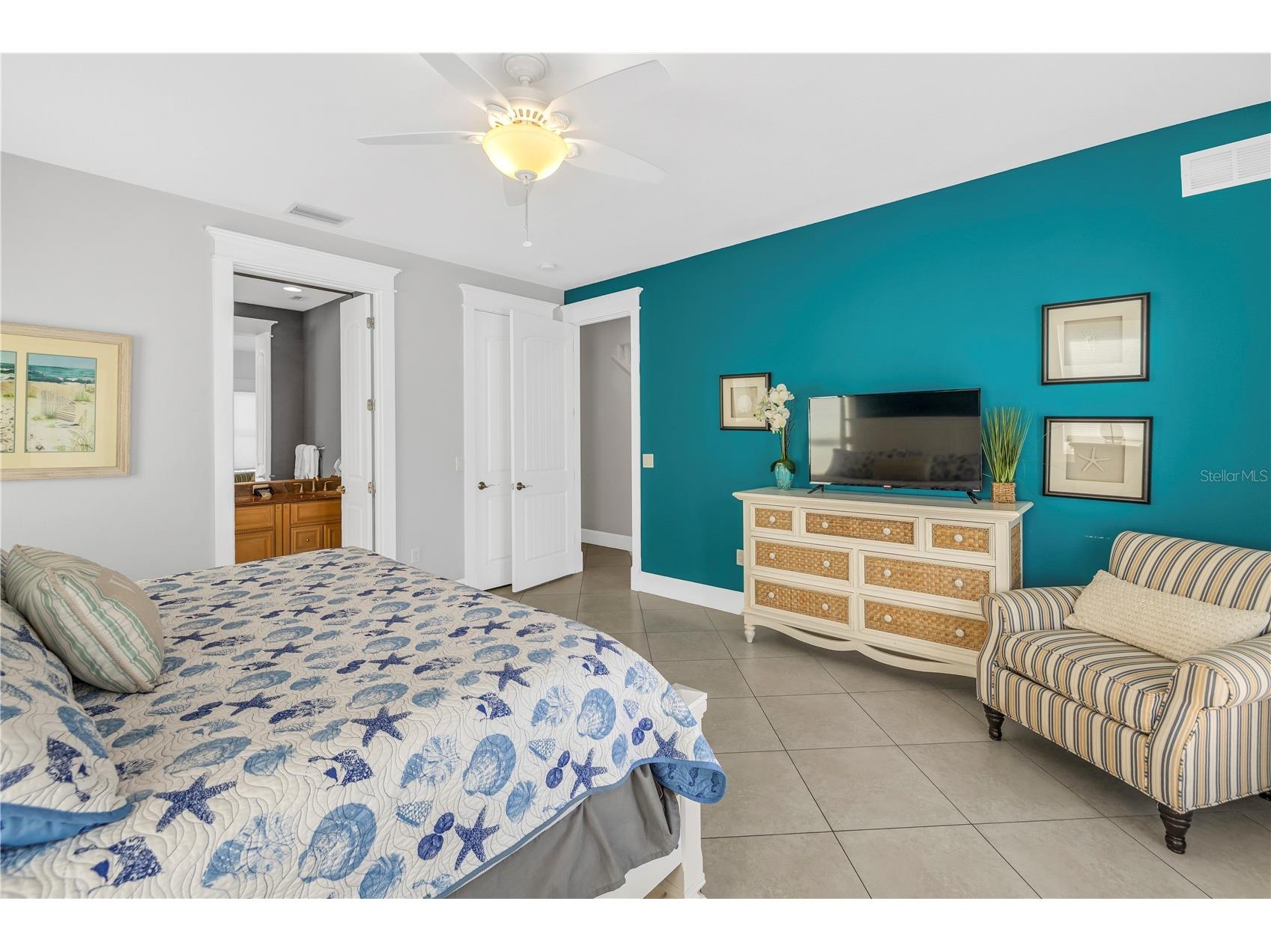 105 4th Street S Bradenton Beach FL 34217 A4693173 image24