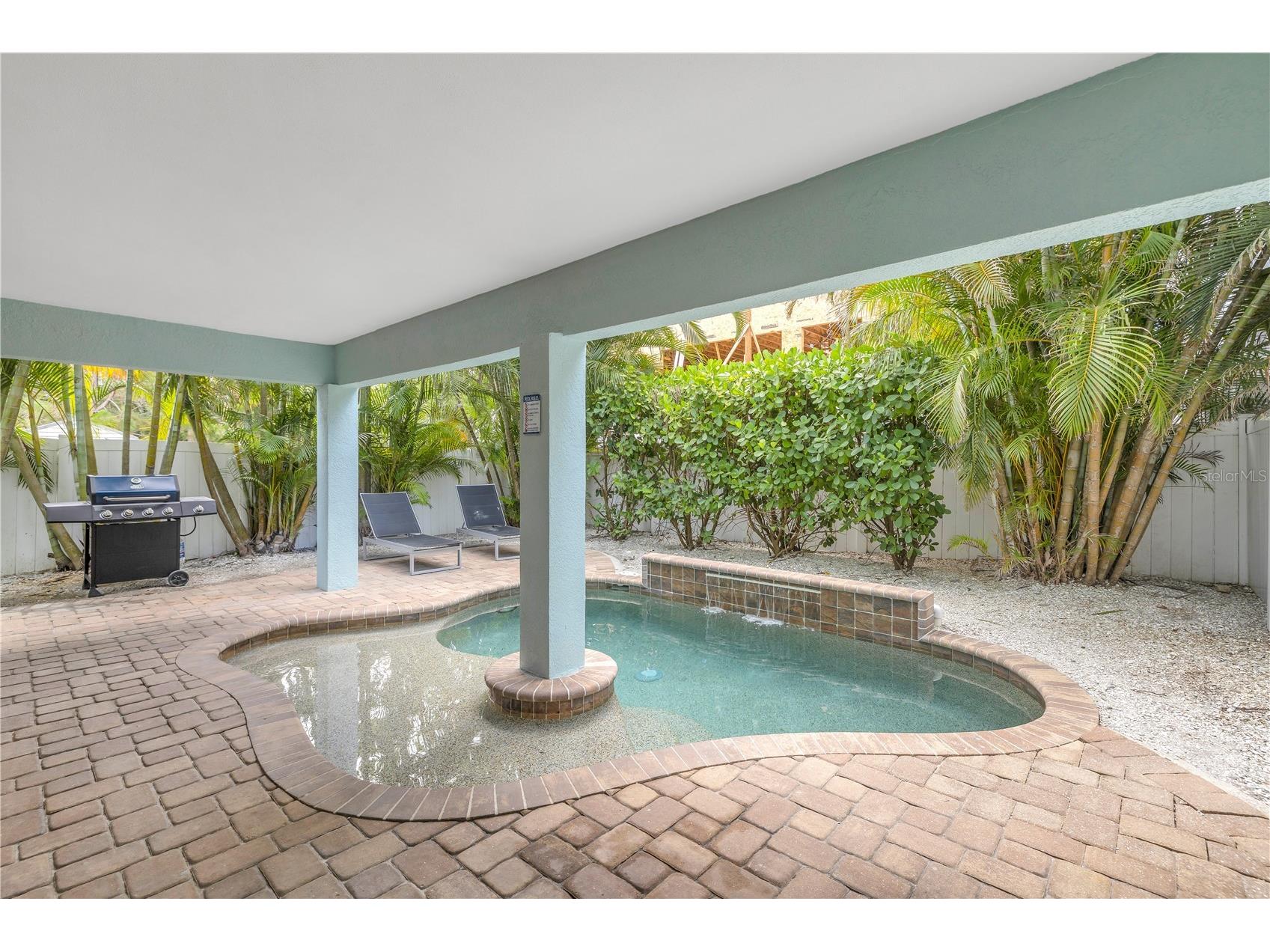 105 4th Street S Bradenton Beach FL 34217 A4693173 image36