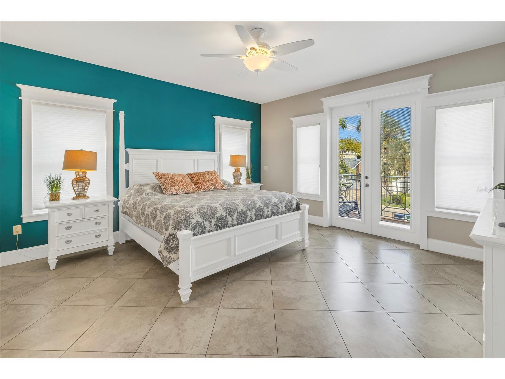 105 4th Street S Bradenton Beach FL 34217 A4693173 image59