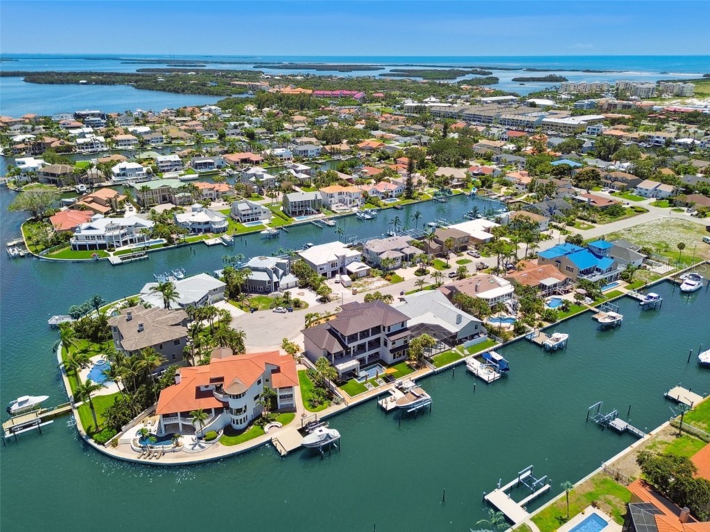 105 9th Street E Tierra Verde FL 33715 - TAMPA BAY TB8399186 image100