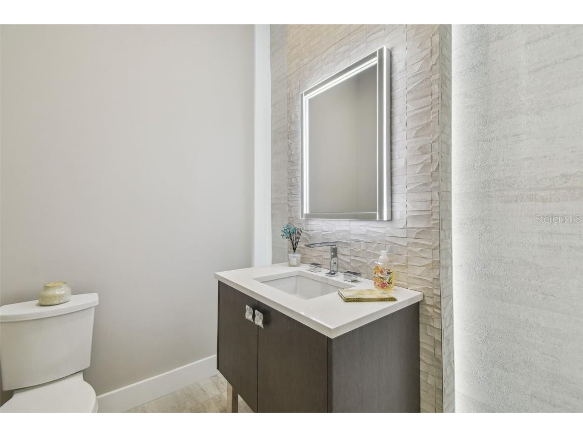 105 9th Street E Tierra Verde FL 33715 - TAMPA BAY TB8399186 image49