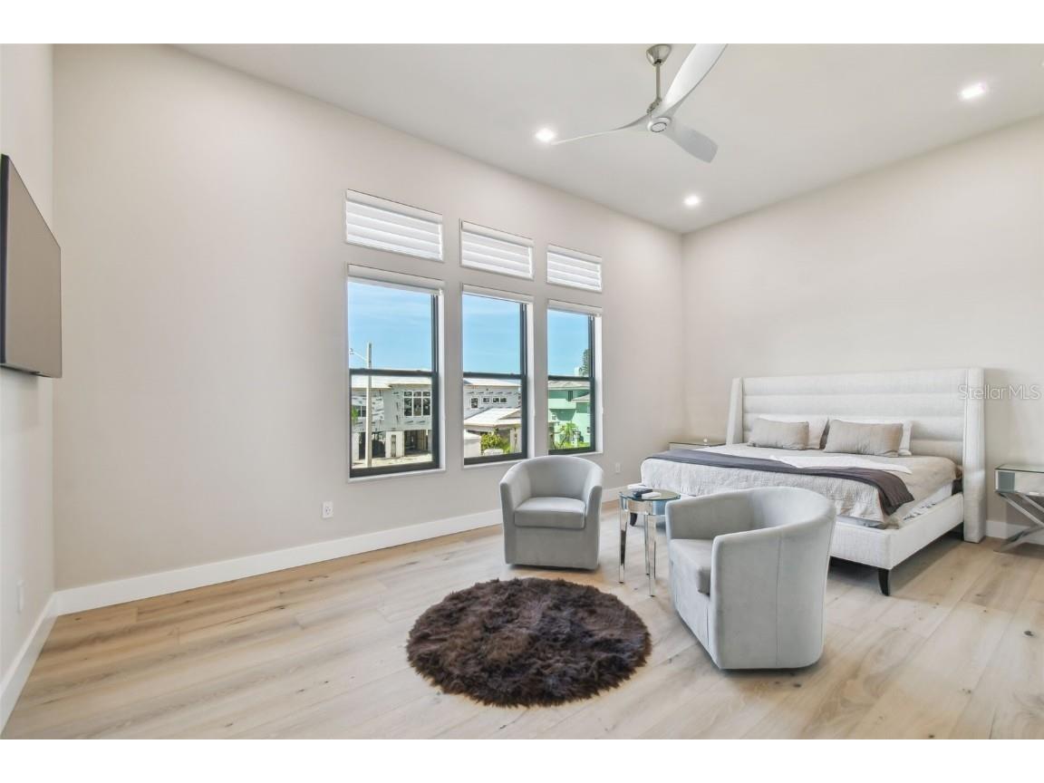 105 9th Street E Tierra Verde FL 33715 - TAMPA BAY TB8399186 image50