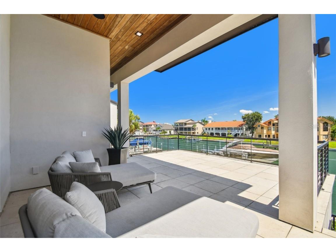 105 9th Street E Tierra Verde FL 33715 - TAMPA BAY TB8399186 image56