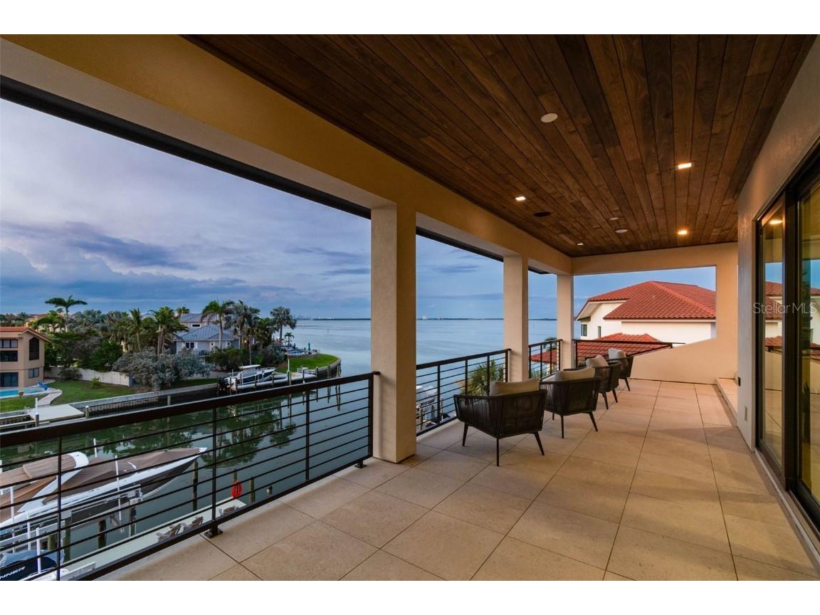 105 9th Street E Tierra Verde FL 33715 - TAMPA BAY TB8399186 image72