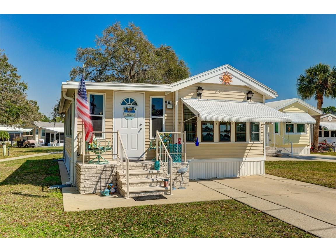 105 Bainbridge Drive Nokomis FL 34275 A4598558 image1