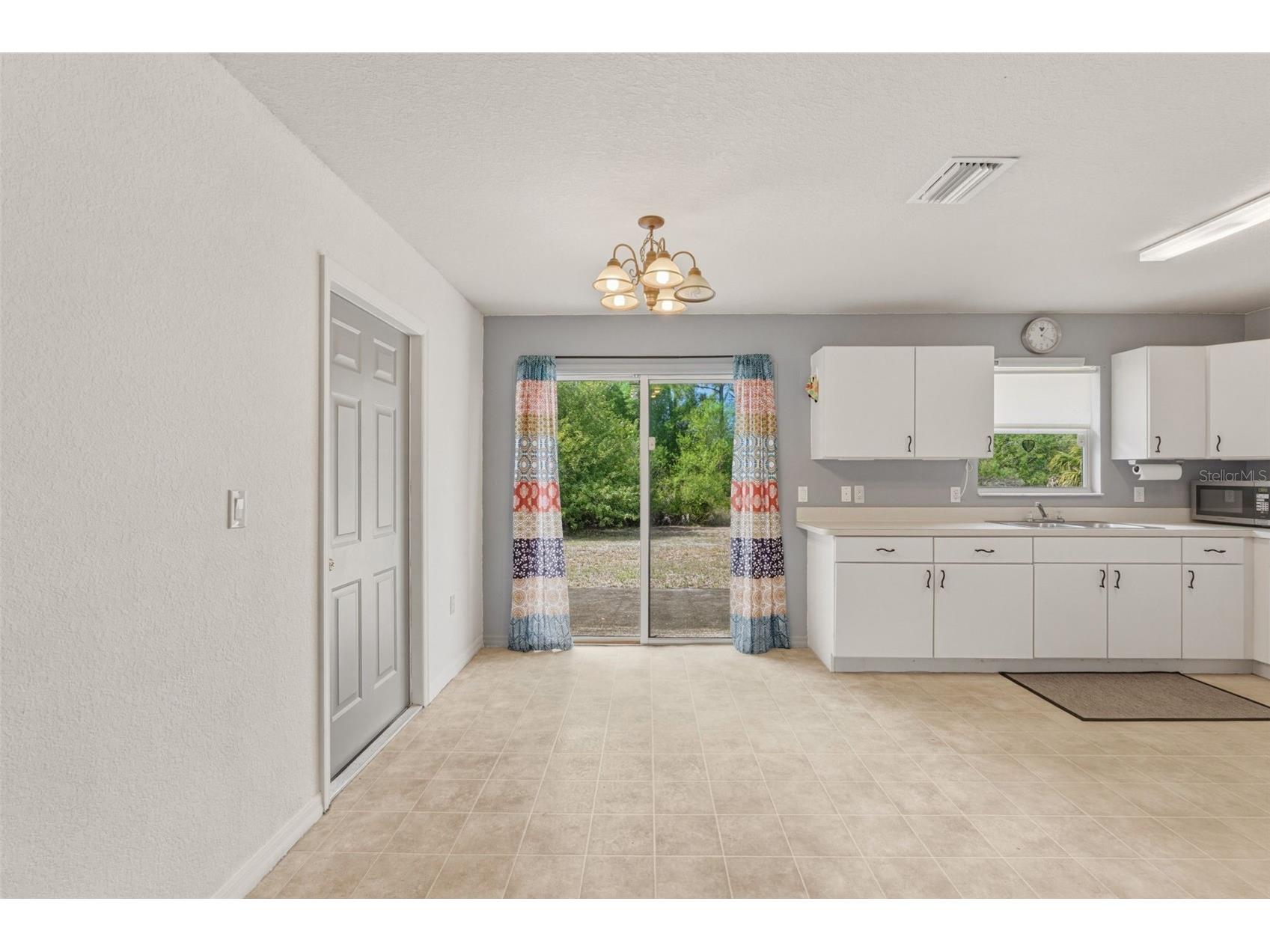 105 Biscayne Drive Port Charlotte FL 33953 A4684427 image8