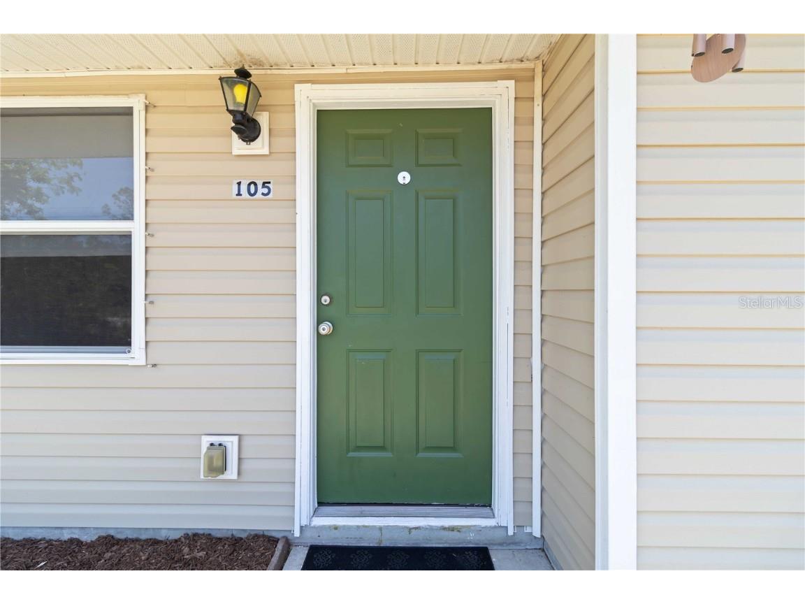 105 Biscayne Drive Port Charlotte FL 33953 C7509242 image2