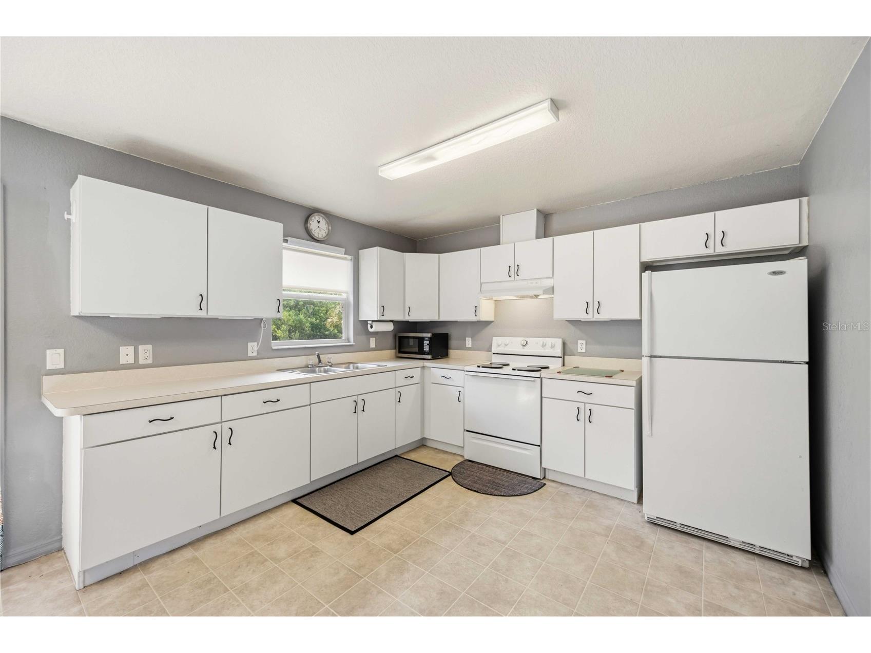 105 Biscayne Drive Port Charlotte FL 33953 C7527749 image4