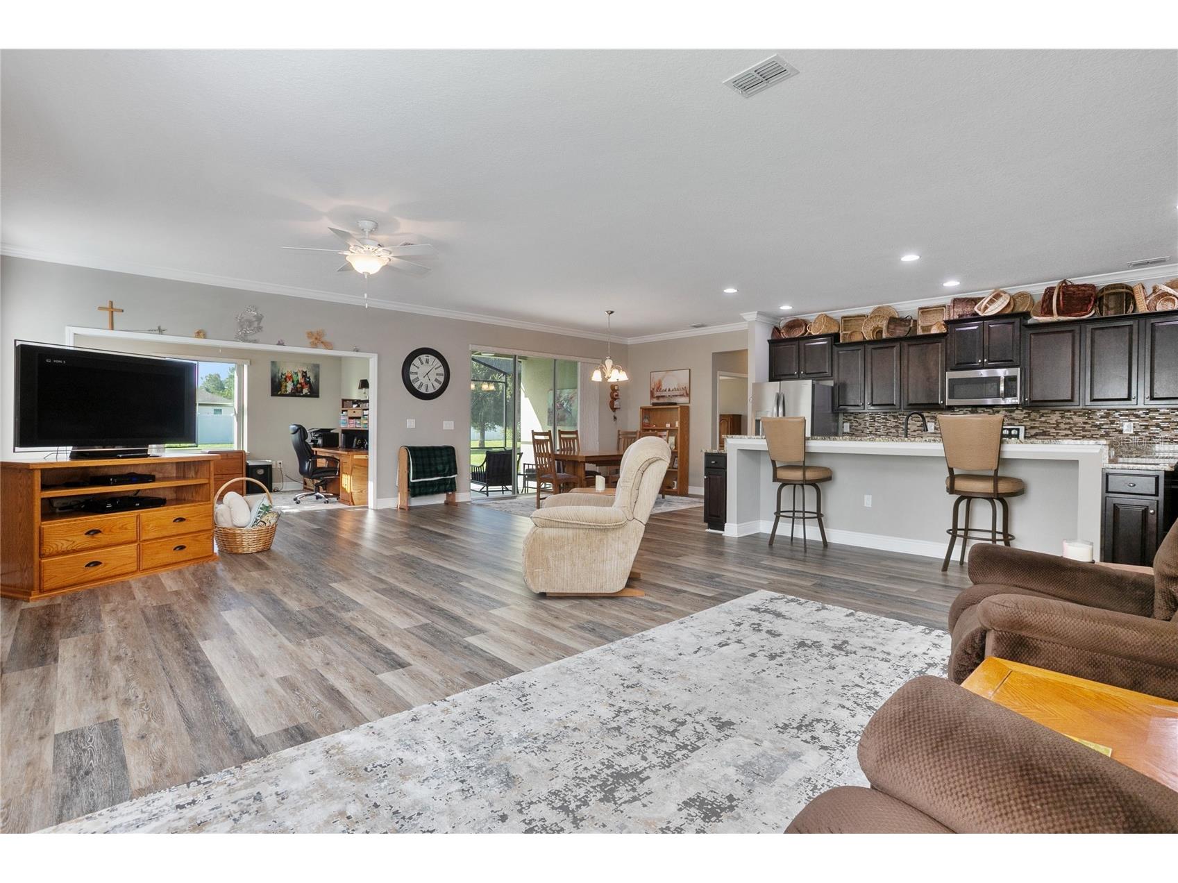 105 Blanco Drive Deland FL 32724 V4945278 image8