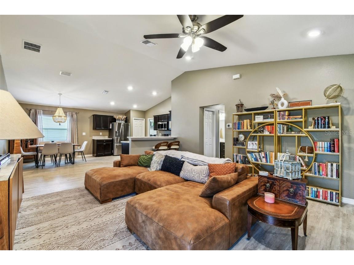 105 Blue Alice Spring Court Ruskin FL 33570 TB8377576 image10