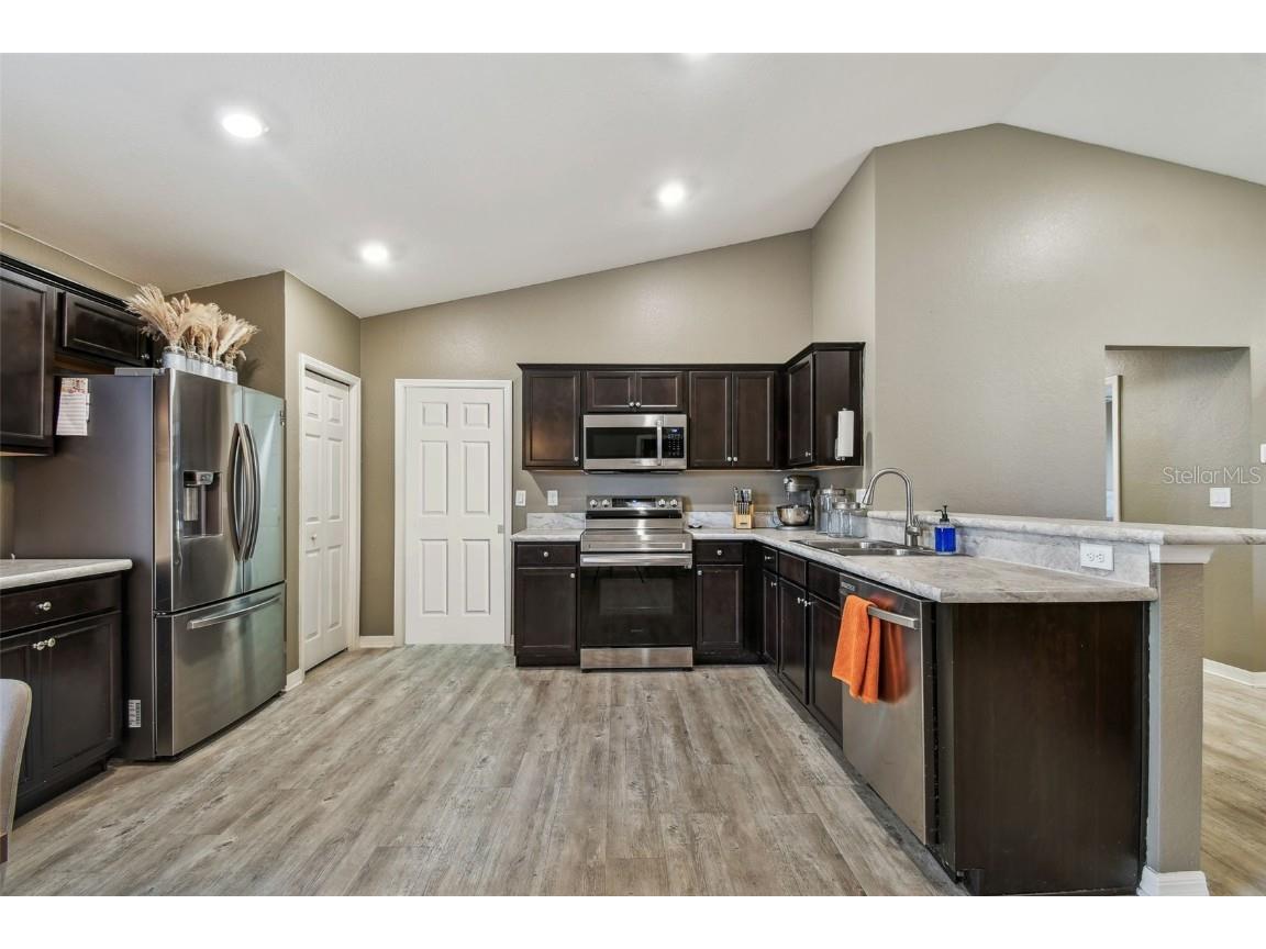 105 Blue Alice Spring Court Ruskin FL 33570 TB8377576 image17