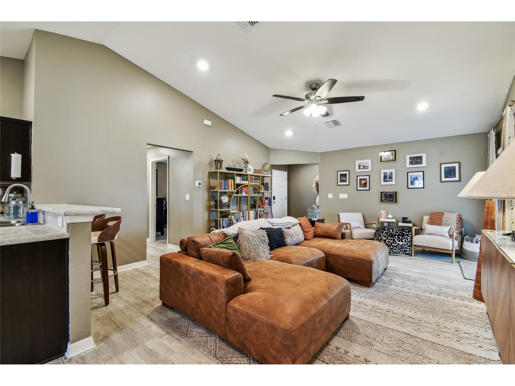 105 Blue Alice Spring Court Ruskin FL 33570 TB8498730 image13