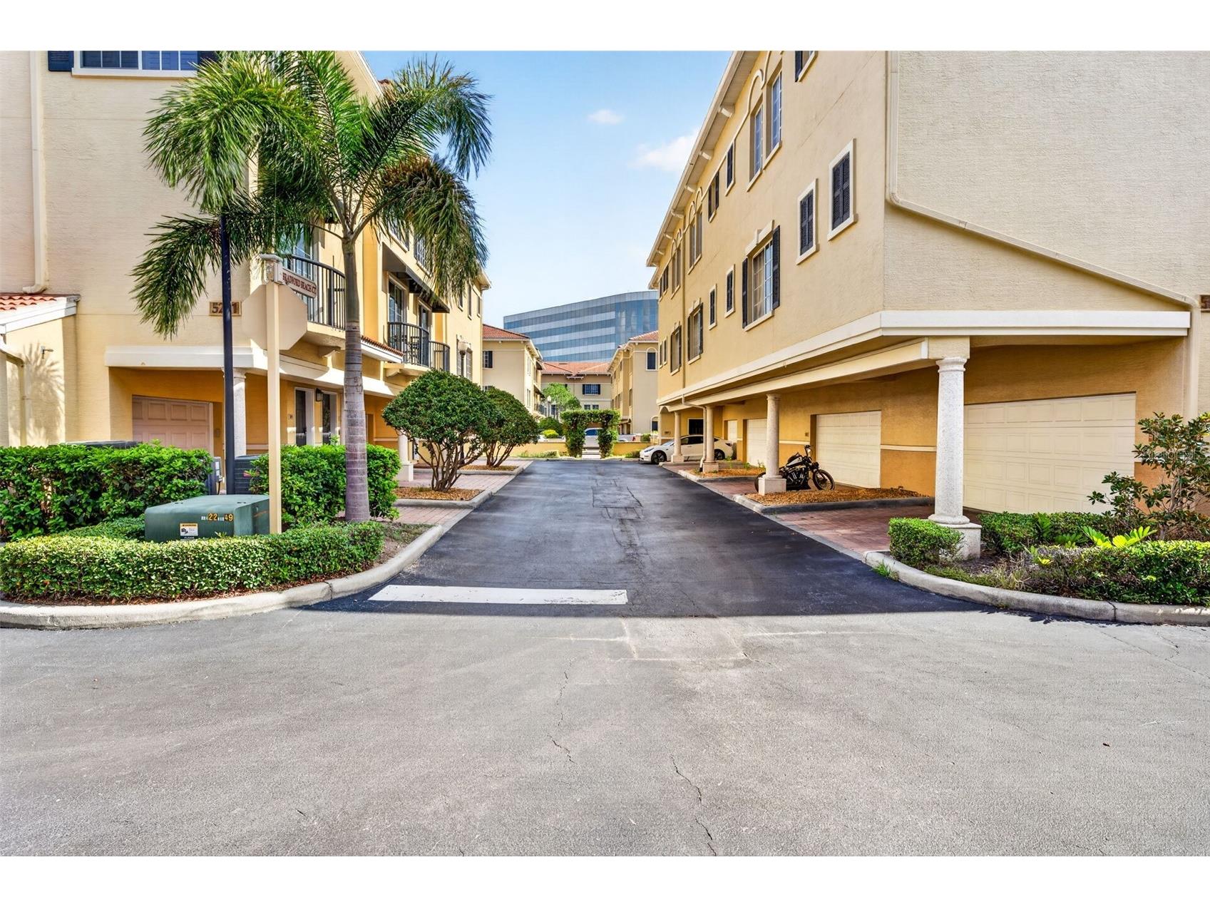 105 Bradford Beach Court Tampa FL 33609 TB8512372 image34