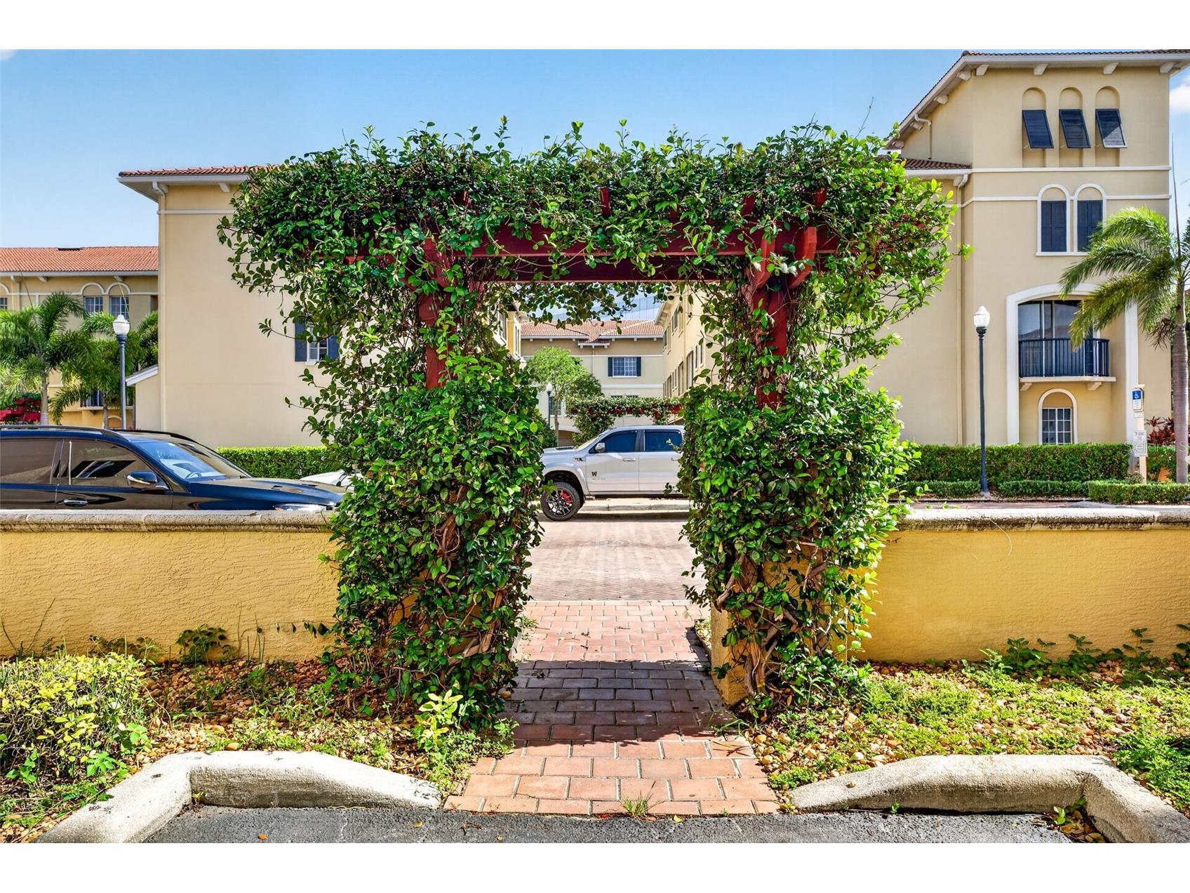 105 Bradford Beach Court Tampa FL 33609 TB8512372 image36