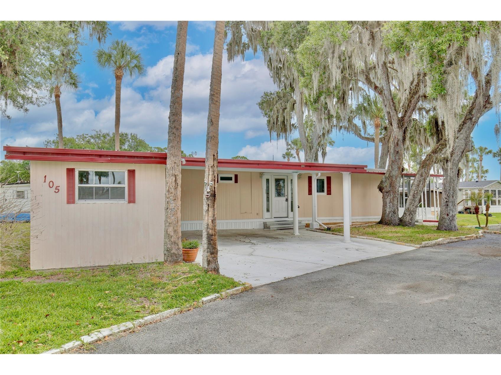 105 Canal View Eustis FL 32726 - Trout Lake O6413223 image1