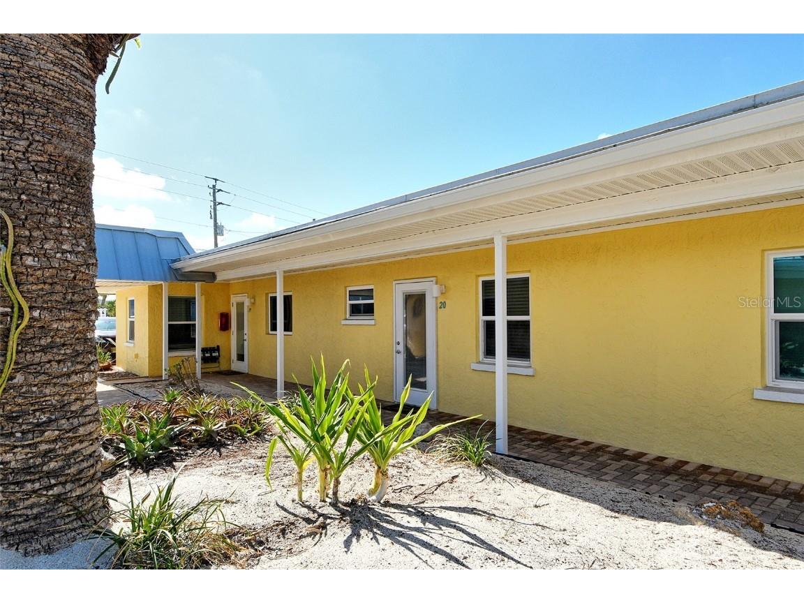 105 Casey Key Road #20 Nokomis FL 34275 - GULF A4652828 image1