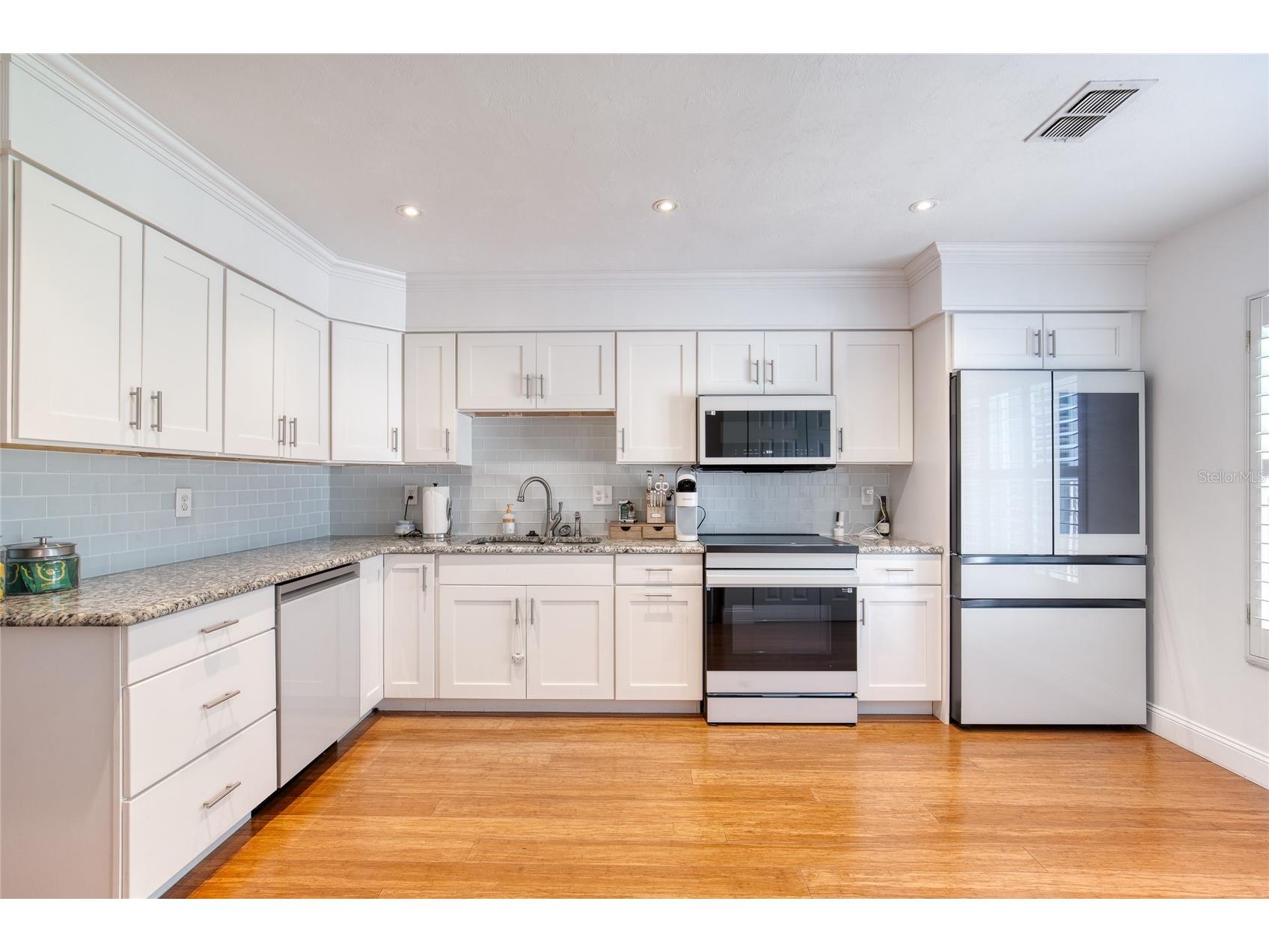 105 Deer Lake Circle Ormond Beach FL 32174 V4949850 image9