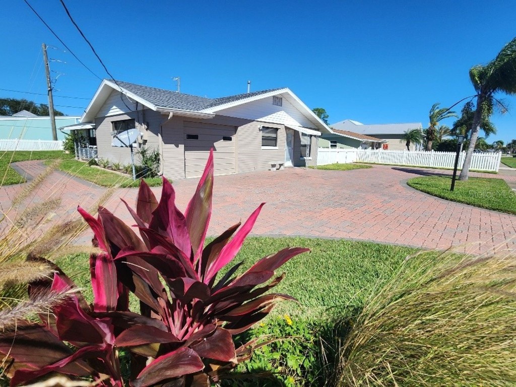 105 Desoto Drive New Smyrna Beach FL 32169 NS1086545 image1