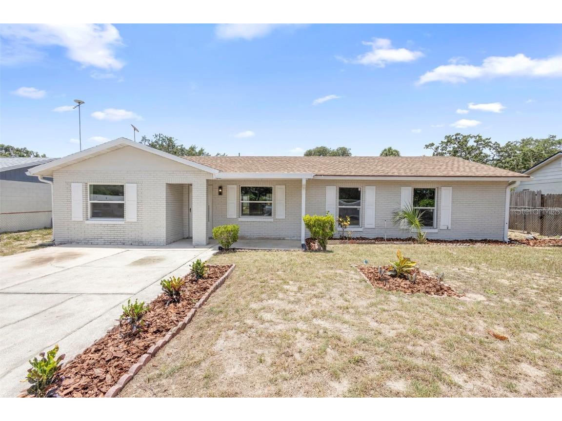 105 E Magnolia Street Davenport FL 33837 O6321386 image1