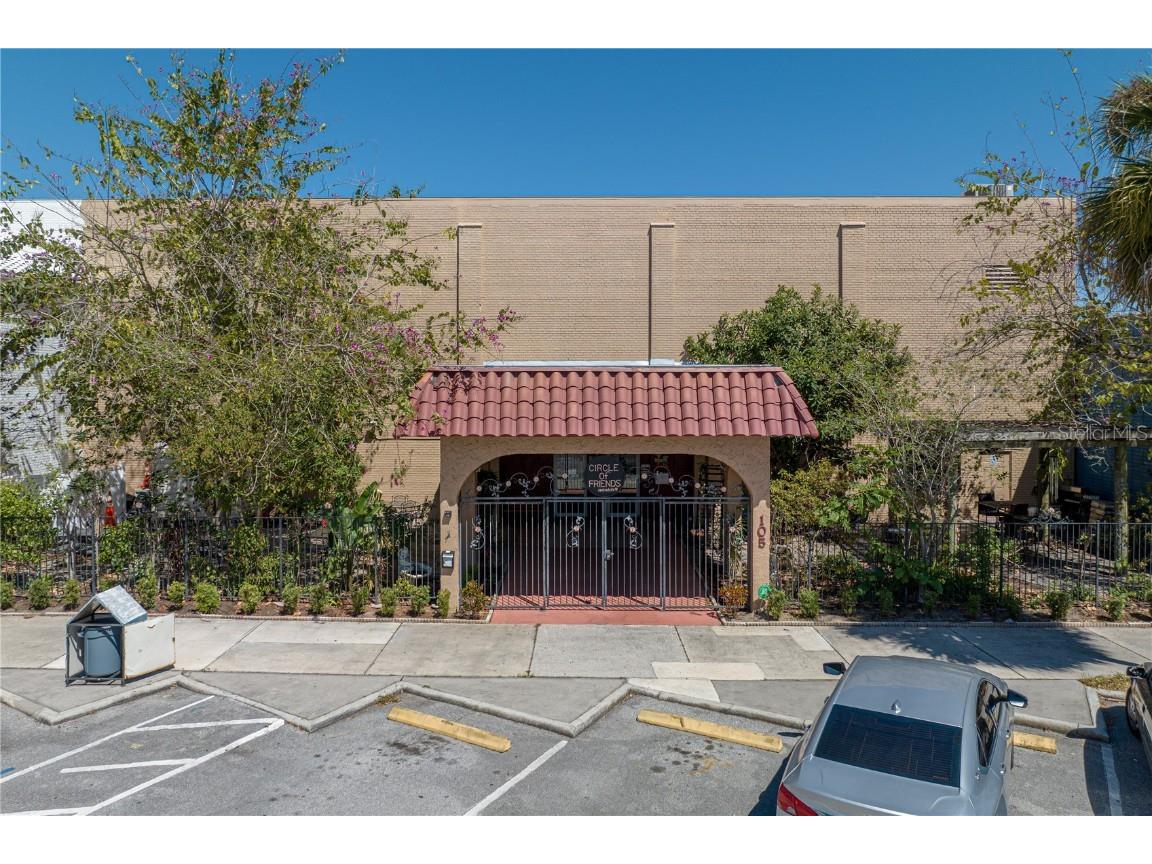 105 E Stuart Avenue Lake Wales FL 33853 P4925042 image1