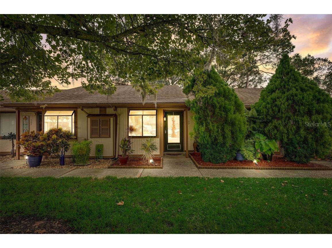 105 Edgewood Court Oldsmar FL 34677 U8221268 image1