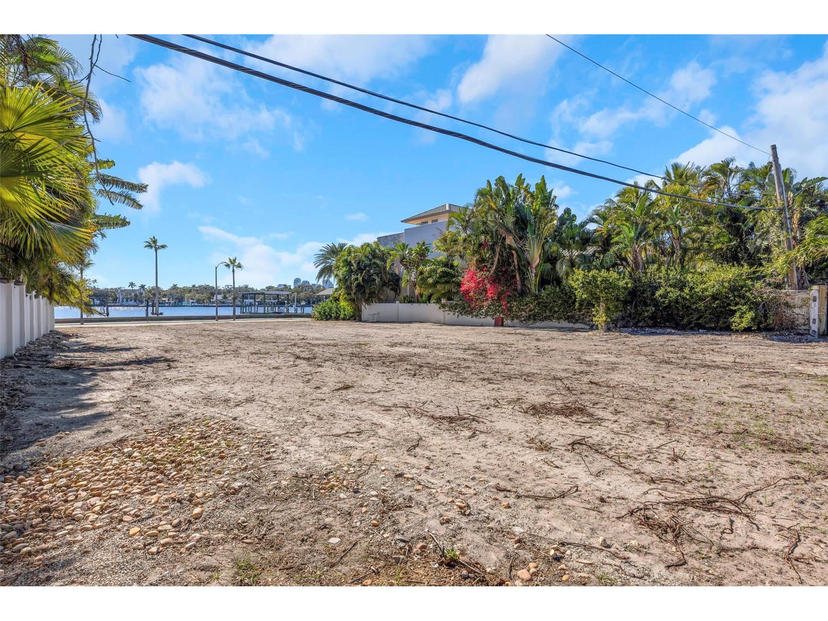 105 Estado Way NE Saint Petersburg FL 33704 TB8460945 image1