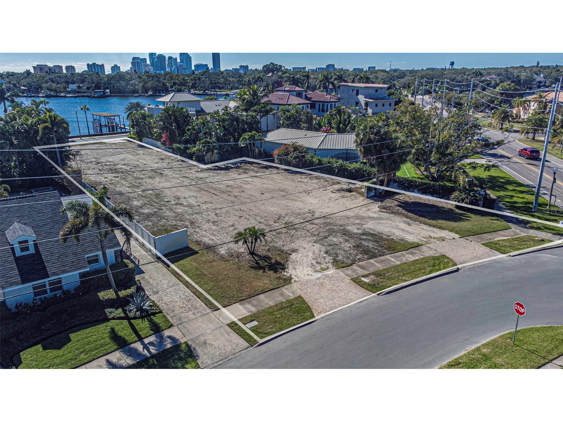 105 Estado Way NE Saint Petersburg FL 33704 TB8460945 image21