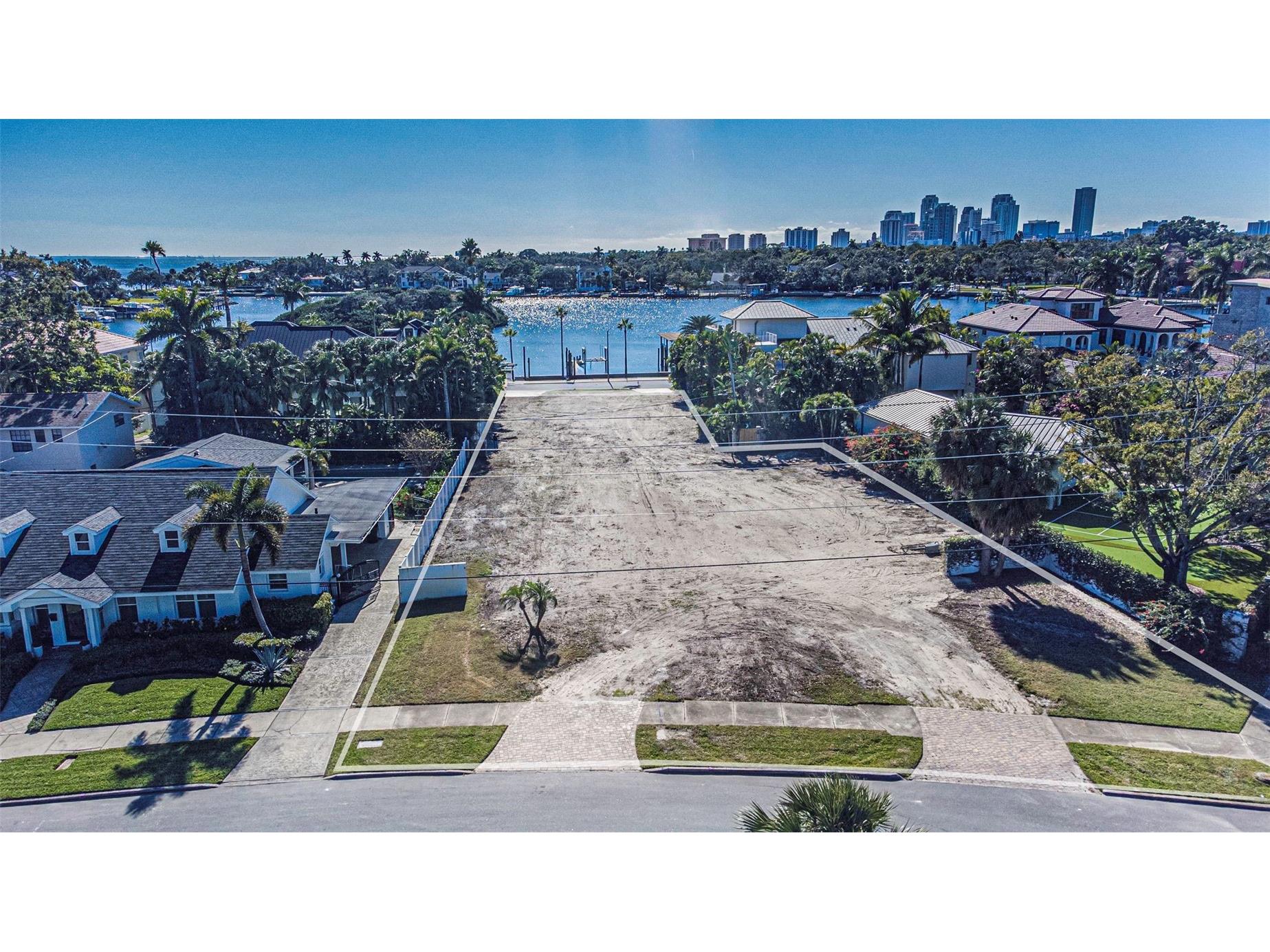 105 Estado Way NE Saint Petersburg FL 33704 TB8460945 image22