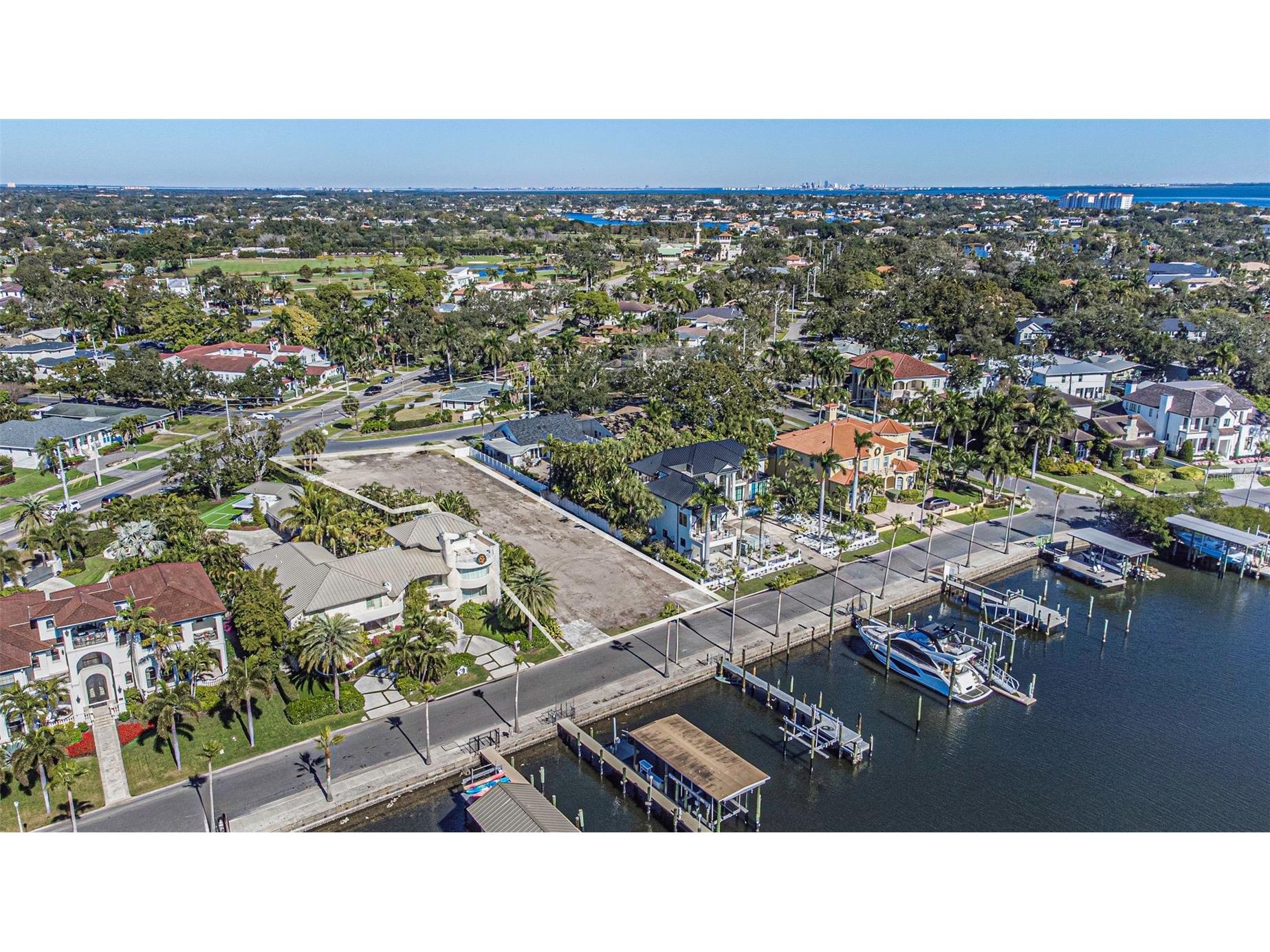 105 Estado Way NE Saint Petersburg FL 33704 TB8460945 image26