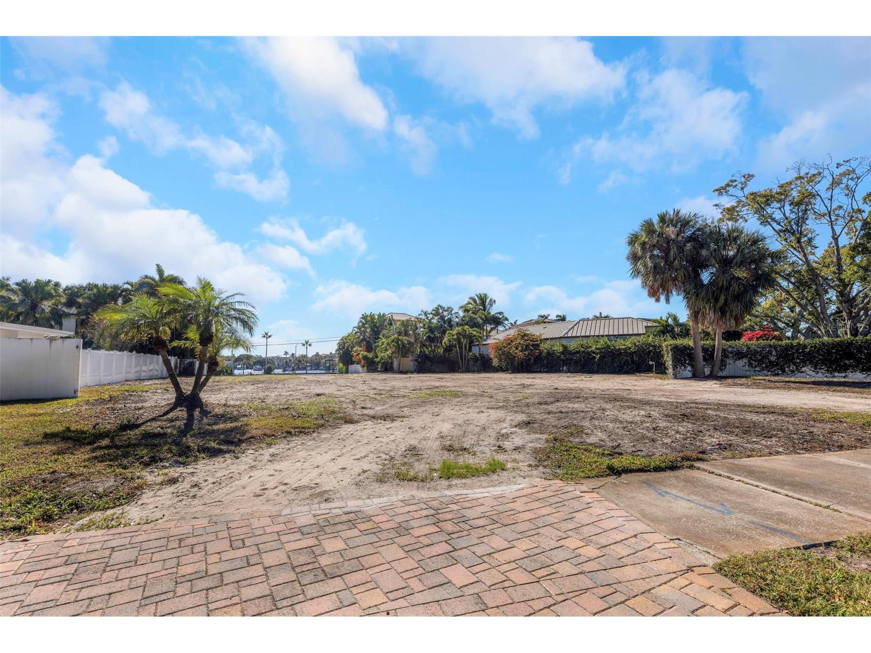 105 Estado Way NE Saint Petersburg FL 33704 TB8460945 image3