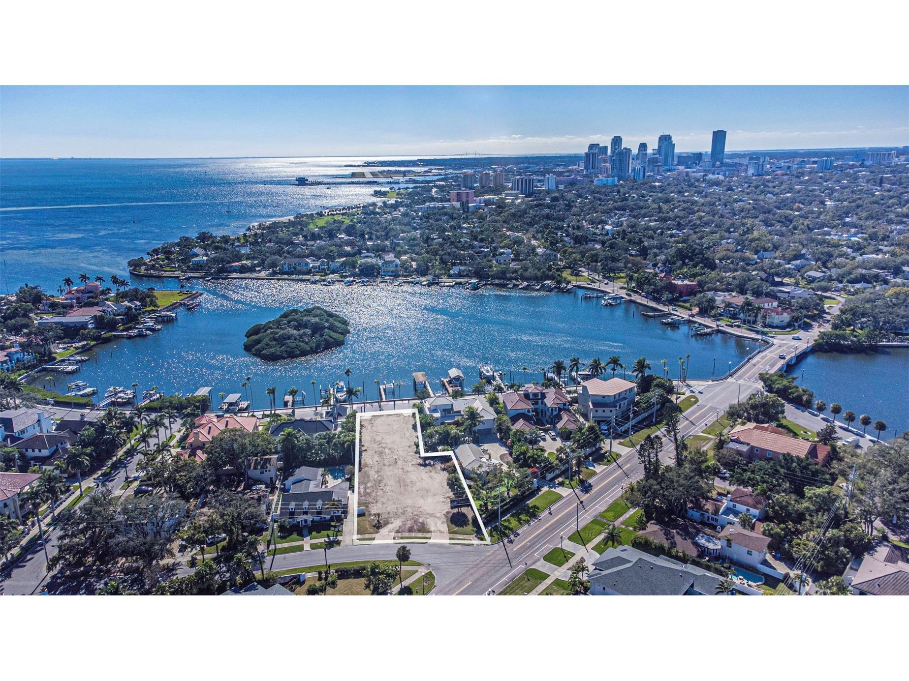 105 Estado Way NE Saint Petersburg FL 33704 TB8460945 image38