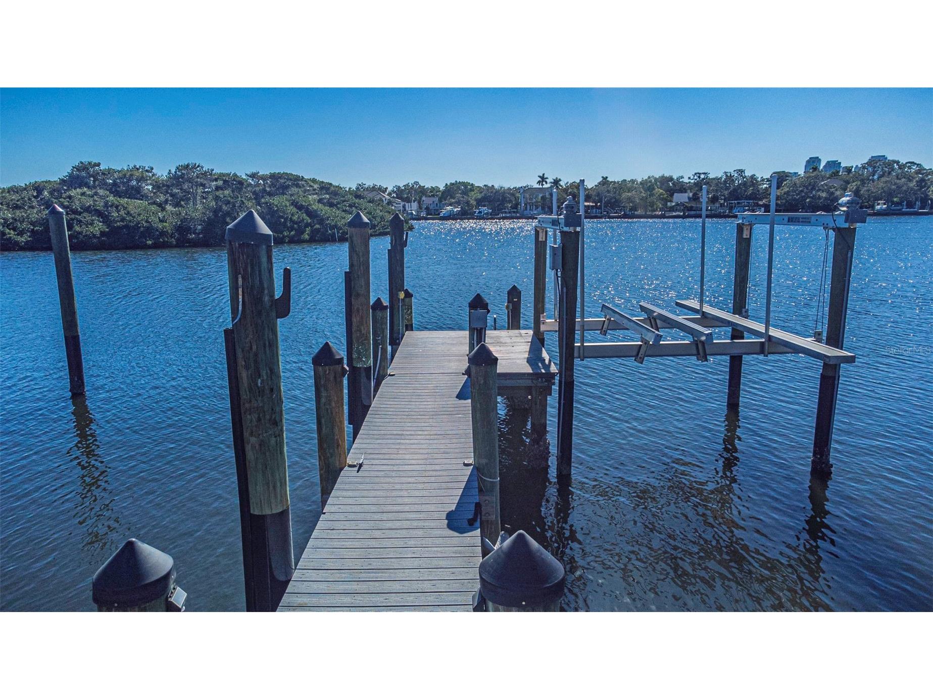 105 Estado Way NE Saint Petersburg FL 33704 TB8460945 image59