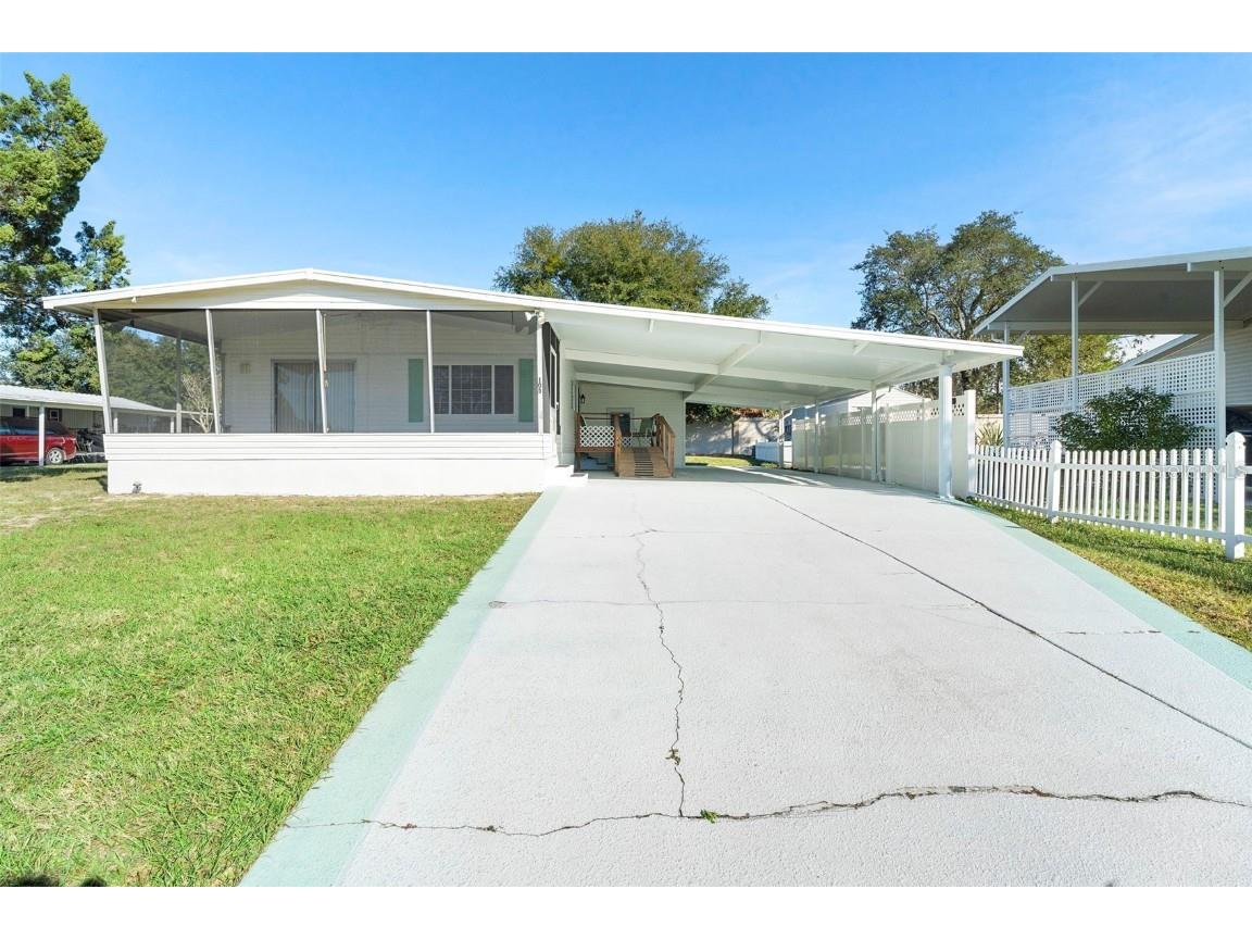 105 Florence Boulevard Debary FL 32713 V4945887 image2