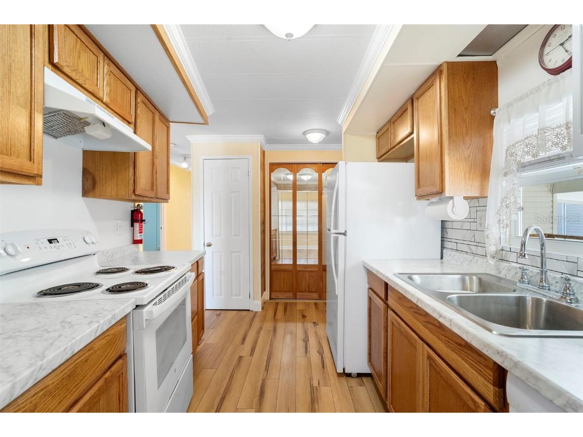 105 Florence Boulevard Debary FL 32713 V4945887 image3