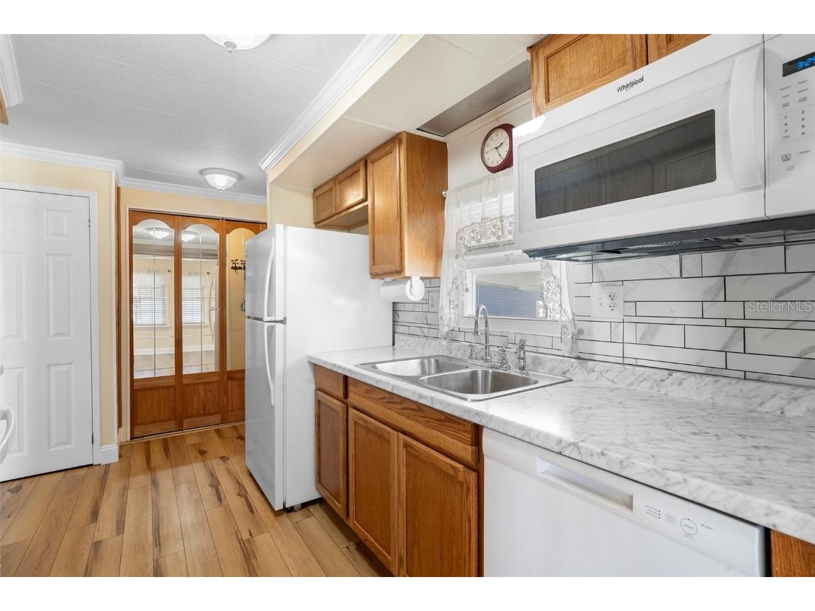 105 Florence Boulevard Debary FL 32713 V4945887 image5