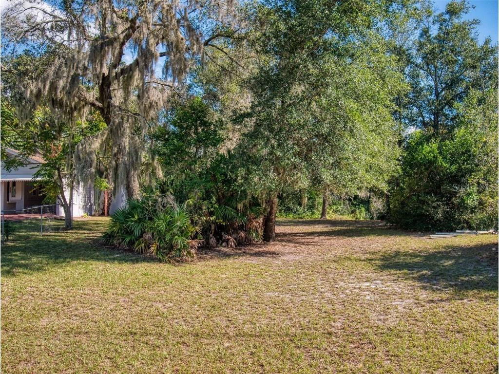 105 Floridana Road Debary FL 32713 V4933440 image1