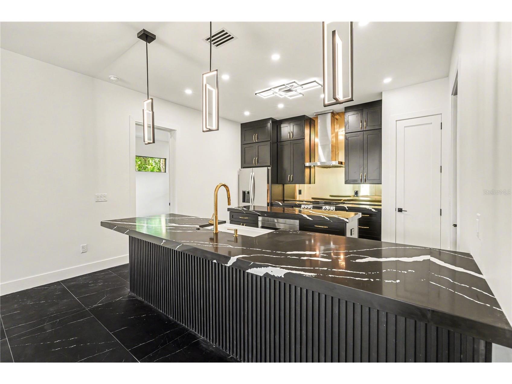 105 Garland Avenue Seffner FL 33584 TB8500178 image16
