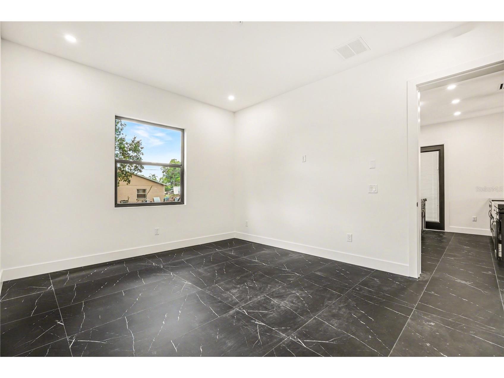 105 Garland Avenue Seffner FL 33584 TB8500178 image28