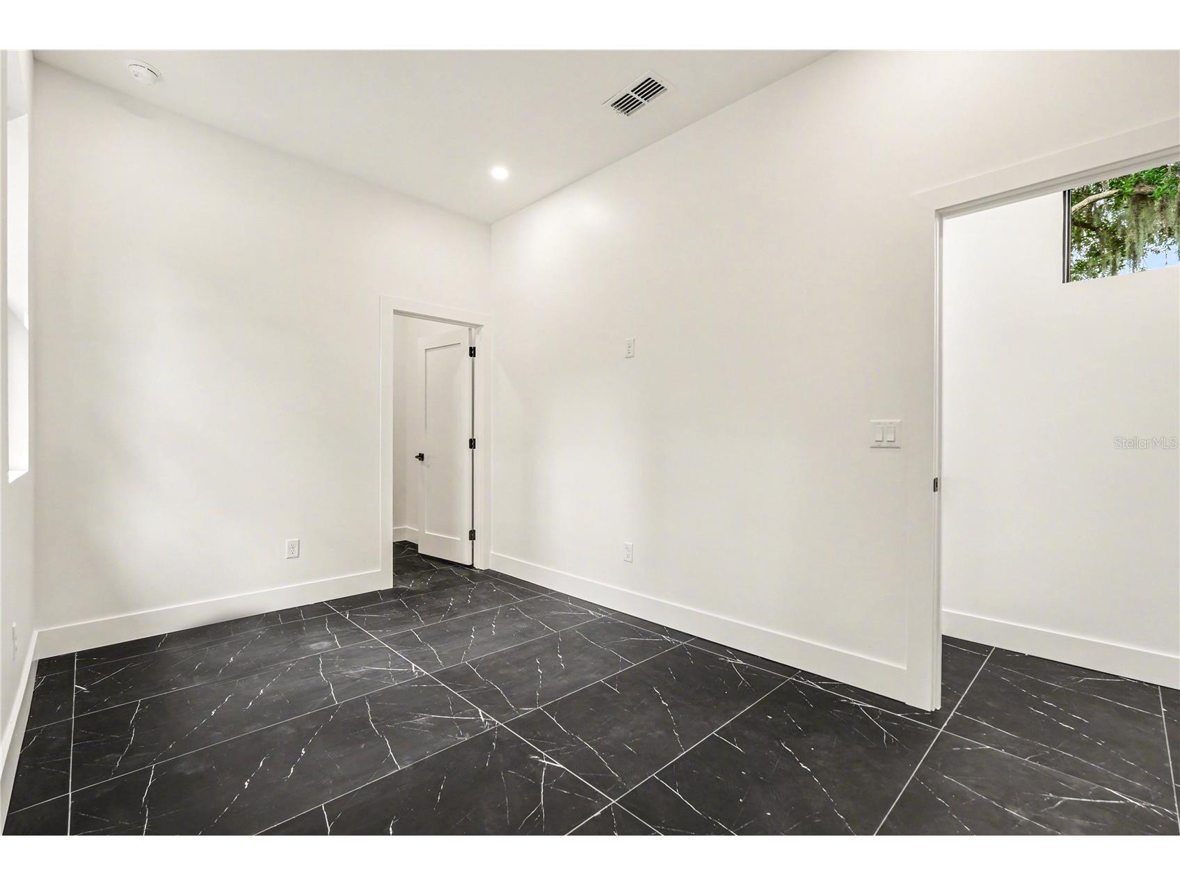 105 Garland Avenue Seffner FL 33584 TB8500178 image30
