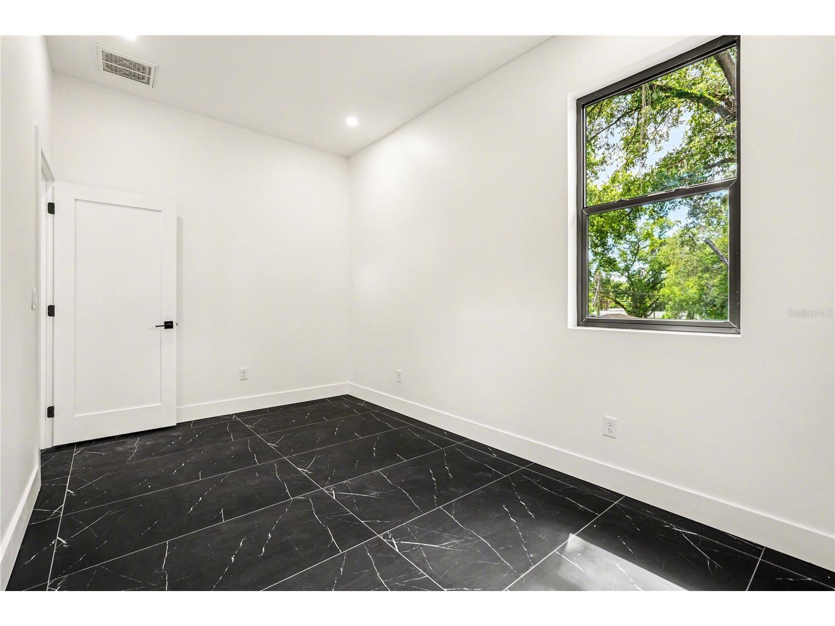 105 Garland Avenue Seffner FL 33584 TB8500178 image32