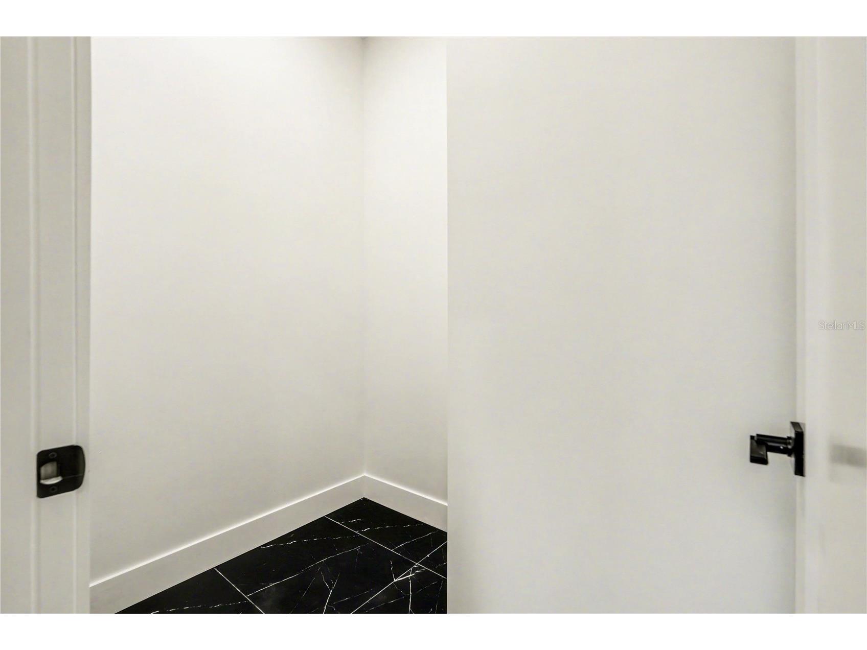 105 Garland Avenue Seffner FL 33584 TB8500178 image39