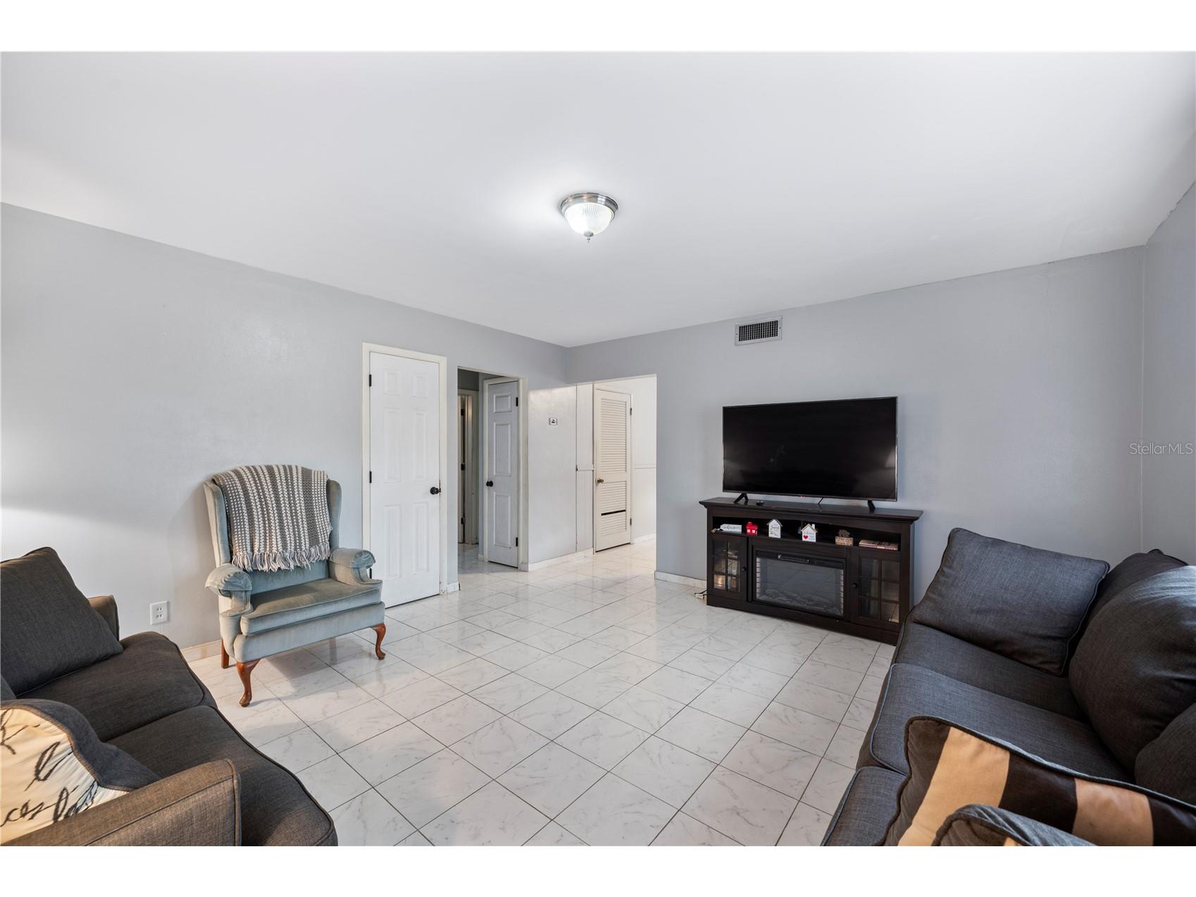 105 Hill Circle Lake Wales FL 33859 P4937844 image18