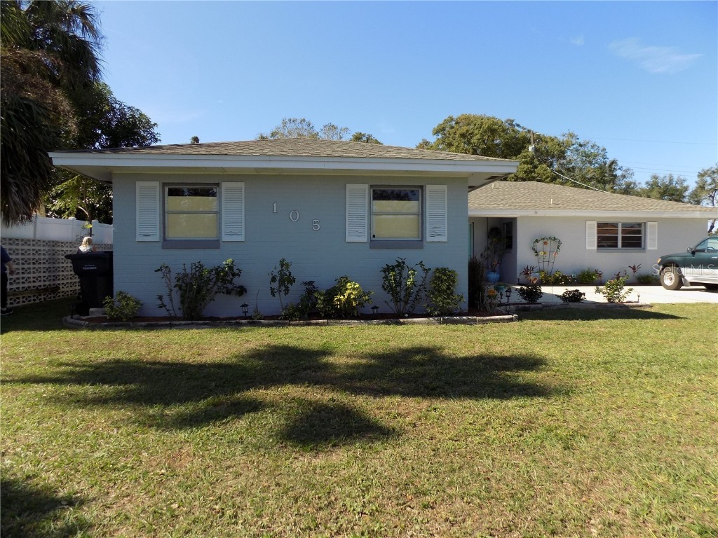 105 Holmes Place Winter Haven FL 33884 L4934141 image1