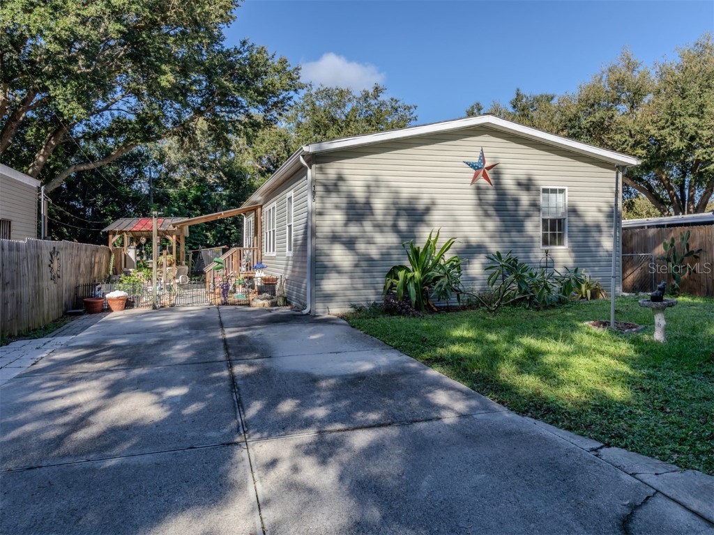 105 Irene Street S Nokomis FL 34275 A4625587 image1
