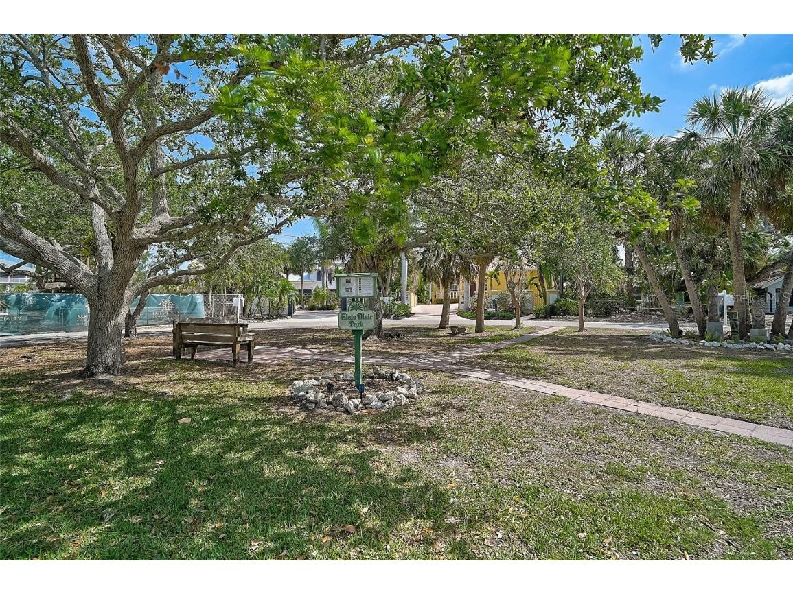 105 Island Circle Sarasota FL 34242 A4647817 image6