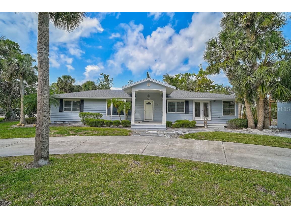 105 Island Circle Sarasota FL 34242 A4647819 image2